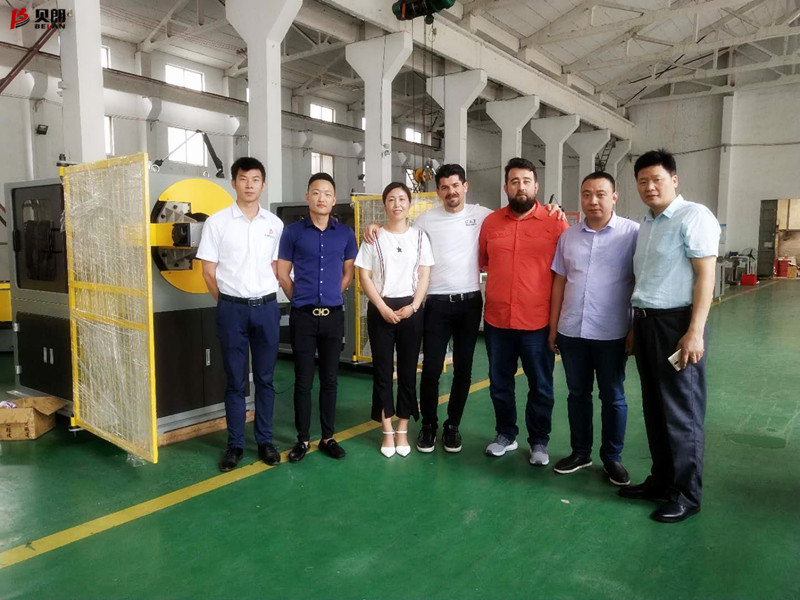 聽說，貝朗數(shù)控彎線機(jī)廠家來了外國(guó)客戶參觀？
